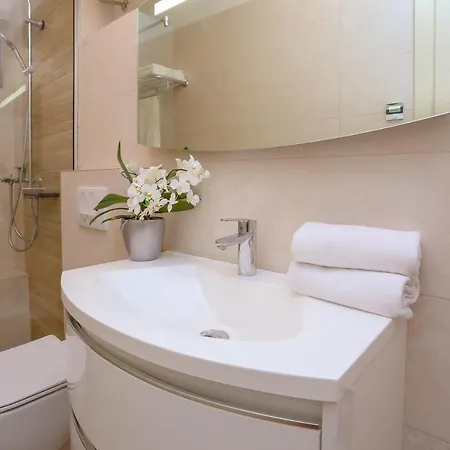 Dvor Apartamento