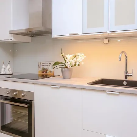Apartamento Dvor *
