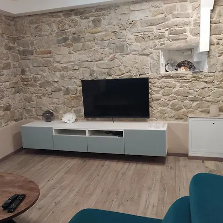 Dvor Apartment *